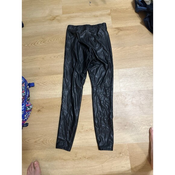 Express faux leather black leggings - Picture 4 of 4